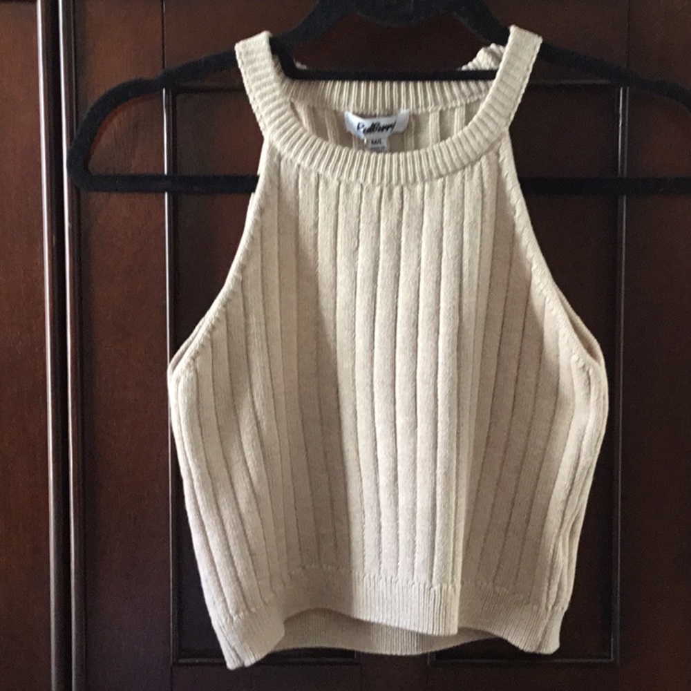 RedBerry Top - NWT, sleeveless beige top, SIZE M/L